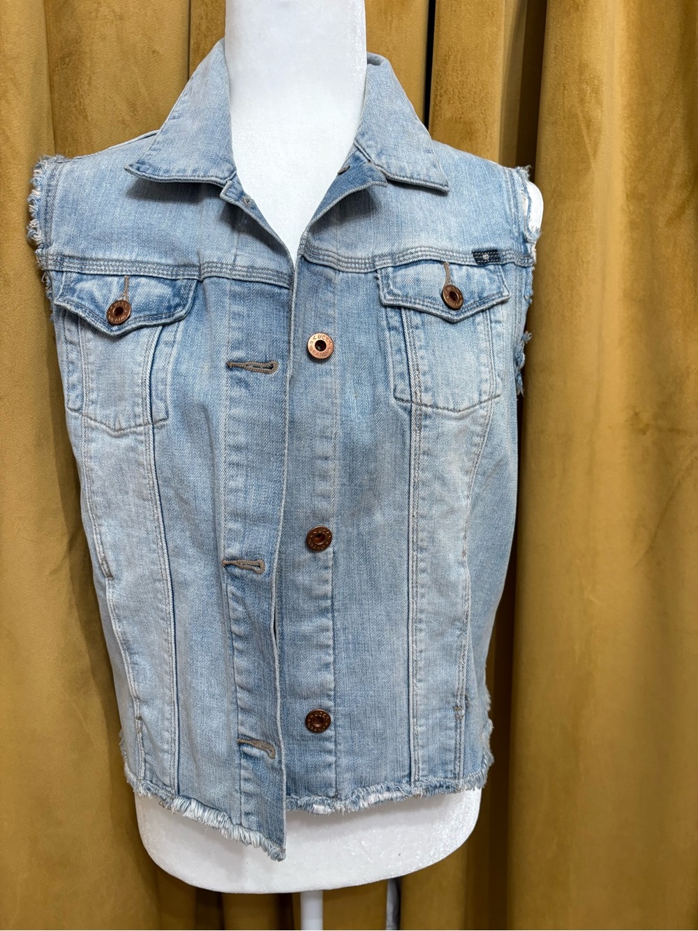 Lucky Brand Light Blue Denim Vest with Cream Eyelet Back